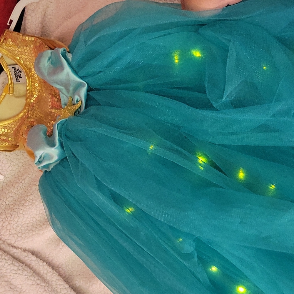 Mermaid princess gown lights up